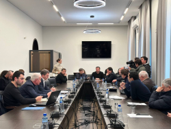 В ПАРЛАМЕНТЕ ОБСУДИЛИ  ПРОБЛЕМЫ ЭНЕРГЕТИКИ РЕСПУБЛИКИ