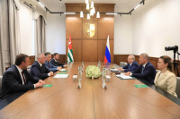 ПРЕЗИДЕНТ АБХАЗИИ ВСТРЕТИЛСЯ С ГЛАВОЙ РЕСПУБЛИКИ БАШКОРТОСТАН