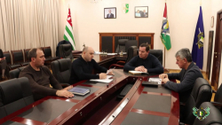 РОБЕРТ КИУТ ПРОВЕЛ СОВЕЩАНИЕ С РУКОВОДИТЕЛЯМИ УУР