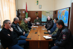 В СУХУМСКОМ ВОЕННОМ КОМИССАРИАТЕ ПРОШЛО СОВЕЩАНИЕ, ПОСВЯЩЕННОЕ ВЕСЕННЕМУ ПРИЗЫВУ