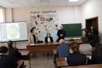 В АГУ ВРУЧИЛИ СВИДЕТЕЛЬСТВА УЧИТЕЛЯМ ИЗО, ЗАВЕРШИВШИМ КУРСЫ ПОВЫШЕНИЯ КВАЛИФИКАЦИИ