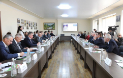 БАДРА ГУНБА ПРИНЯЛ УЧАСТИЕ В КРУГЛОМ СТОЛЕ &laquo;АБХАЗИЯ И РОССИЯ: ОБЩИЙ ЦИВИЛИЗАЦИОННЫЙ ПУТЬ&raquo;