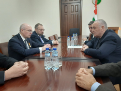 АЛЕКСАНДР АНКВАБ ВСТРЕТИЛСЯ С ГЕНДИРЕКТОРОМ ТАСС