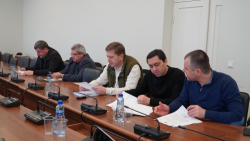 ДЕПУТАТЫ ОБСУДИЛИ ПРОЕКТЫ ПОСТАНОВЛЕНИЙ