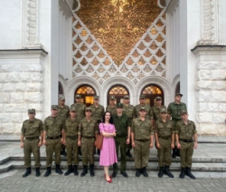 ВОЕННОСЛУЖАЩИЕ ПОСЕТИЛИ АБХАЗСКИЙ ДРАМТЕАТР