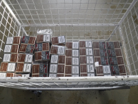 НА ГРАНИЦЕ ЗАДЕРЖАН АВТОМОБИЛЬ С ТАБАЧНОЙ ПРОДУКЦИЕЙ В ТАЙНИКАХ
