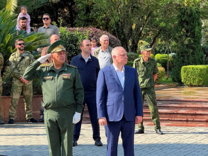 В СУХУМЕ ПРОШЛА ГЕНЕРАЛЬНАЯ РЕПЕТИЦИЯ ПАРАДА ПОБЕДЫ