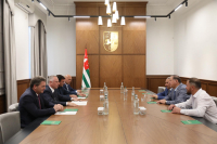 ПРЕЗИДЕНТ ВСТРЕТИЛСЯ С РУКОВОДСТВОМ МЧА