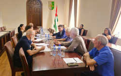 ЗАСЕДАНИЕ ГОСУДАРСТВЕННОЙ КОМИССИИ ПО МОНУМЕНТАЛЬНОМУ ИСКУССТВУ